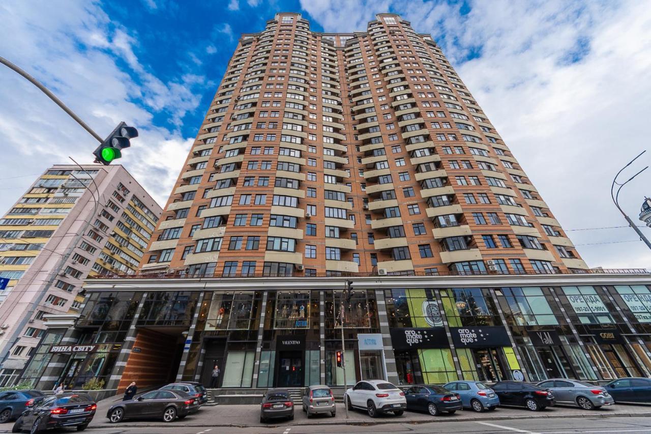 Vip In A New Building Near Lesi Ukrainki 7A Apartamento Kiev Exterior foto